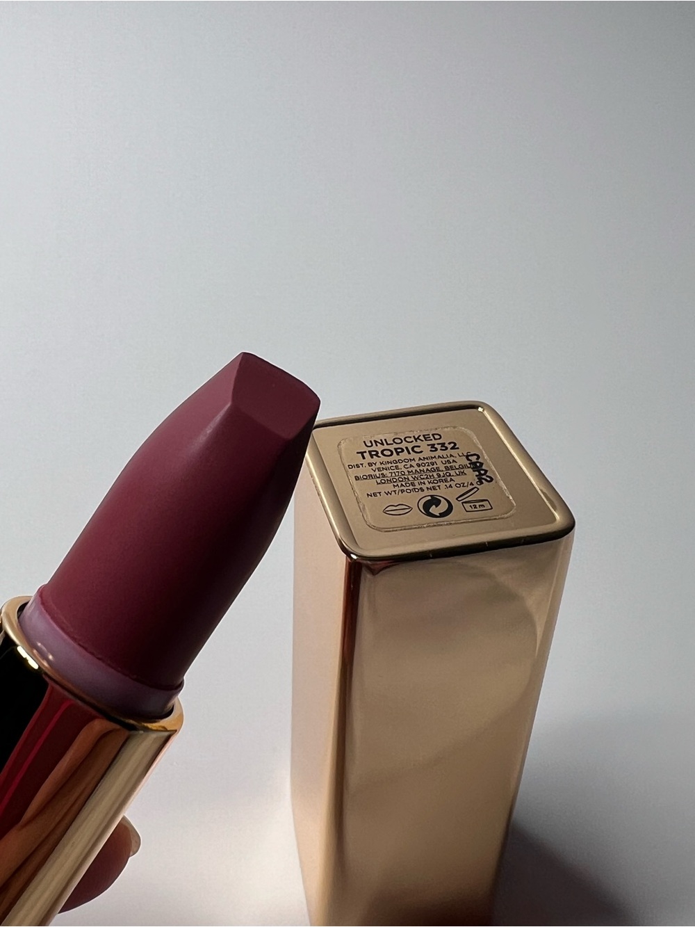 Hourglass UNLOCKED SATIN CRÈME LIPSTICK